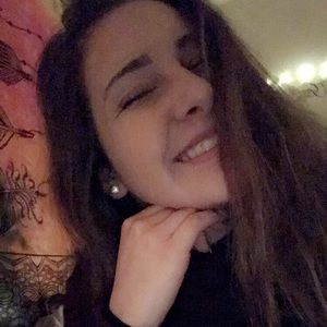 Meet your Posher, Vanessa